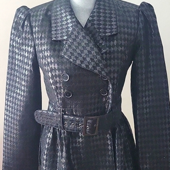 Candie's Brand Black Coat, Size: L - Picture 2 of 8
